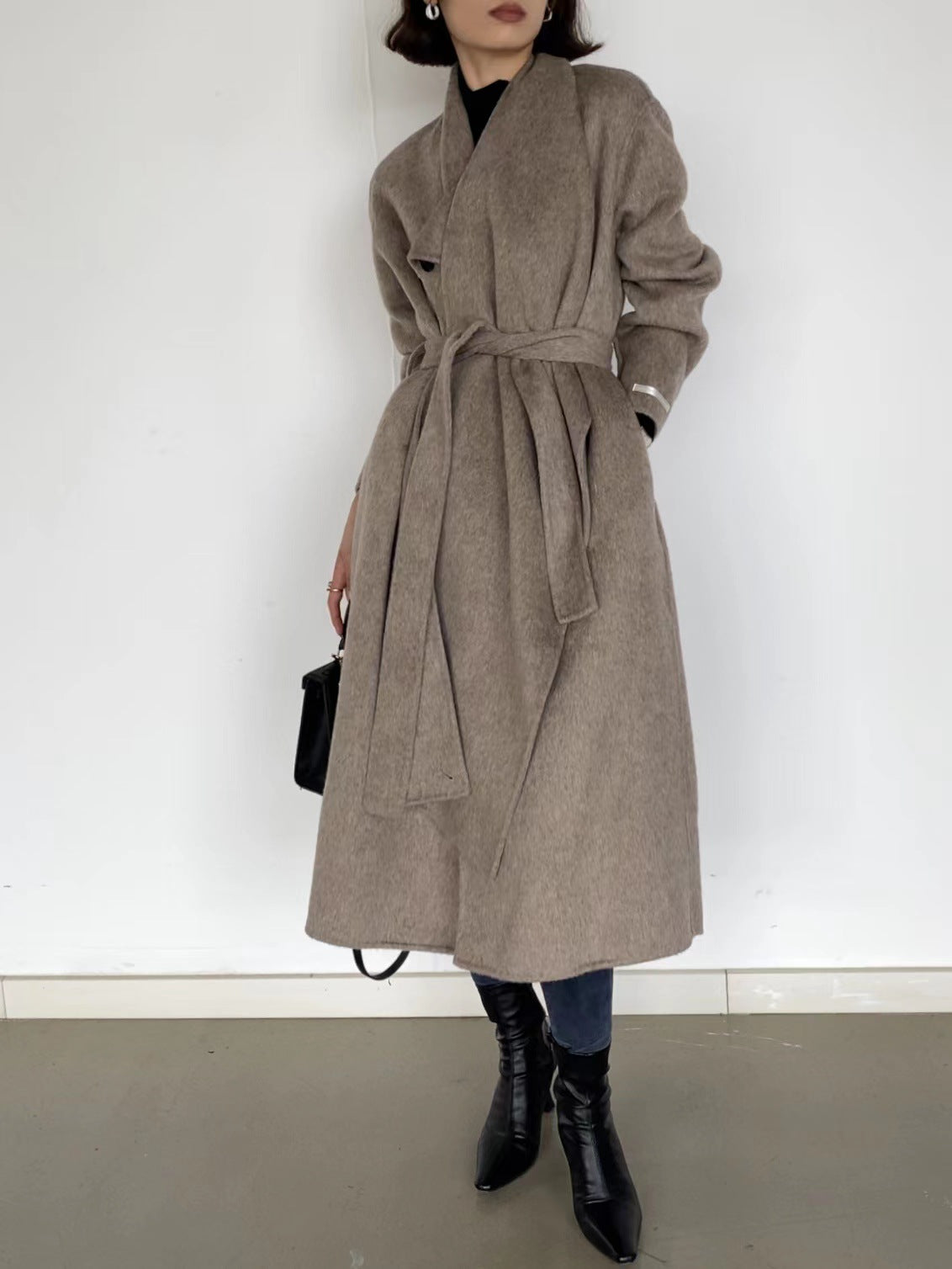 韓国ファッション SELCA-スカーフ風ダブルボタンロングコート-2023aw-ou44-022