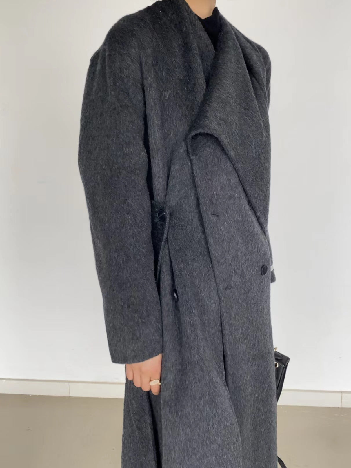 韓国ファッション SELCA-スカーフ風ダブルボタンロングコート-2023aw-ou44-029