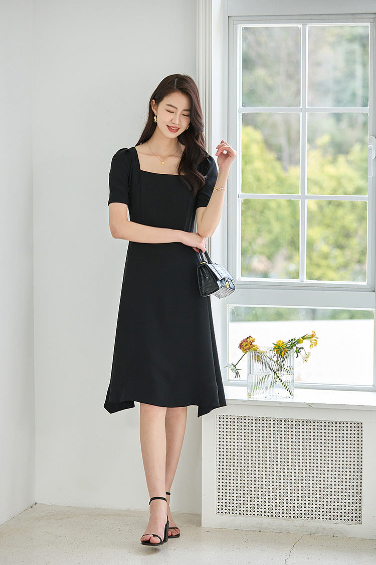 韓国ファッション SELCA-スクエアネックブラックドレス-2024ss-93-07