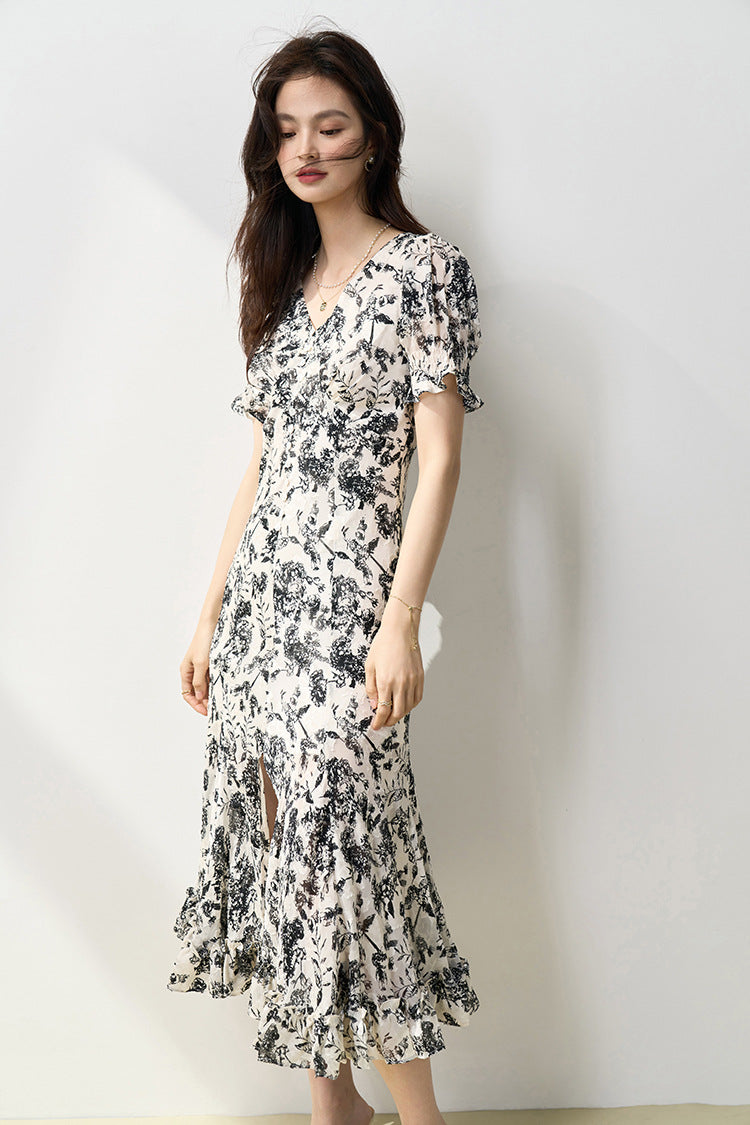 韓国ファッション SELCA-センタースリットフレアワンピース-2024ss-116-09
