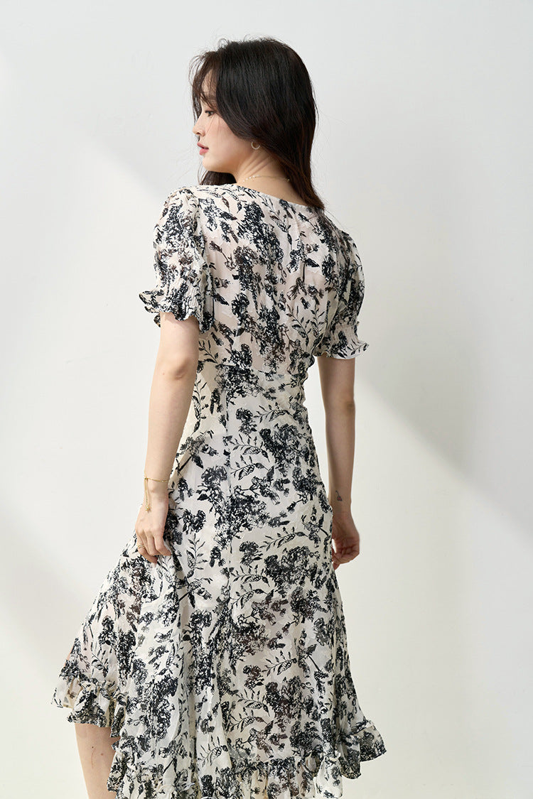 韓国ファッション SELCA-センタースリットフレアワンピース-2024ss-116-011