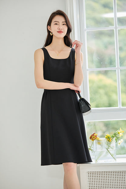 韓国ファッション SELCA-ブラックAラインスカート-2024ss-79-08