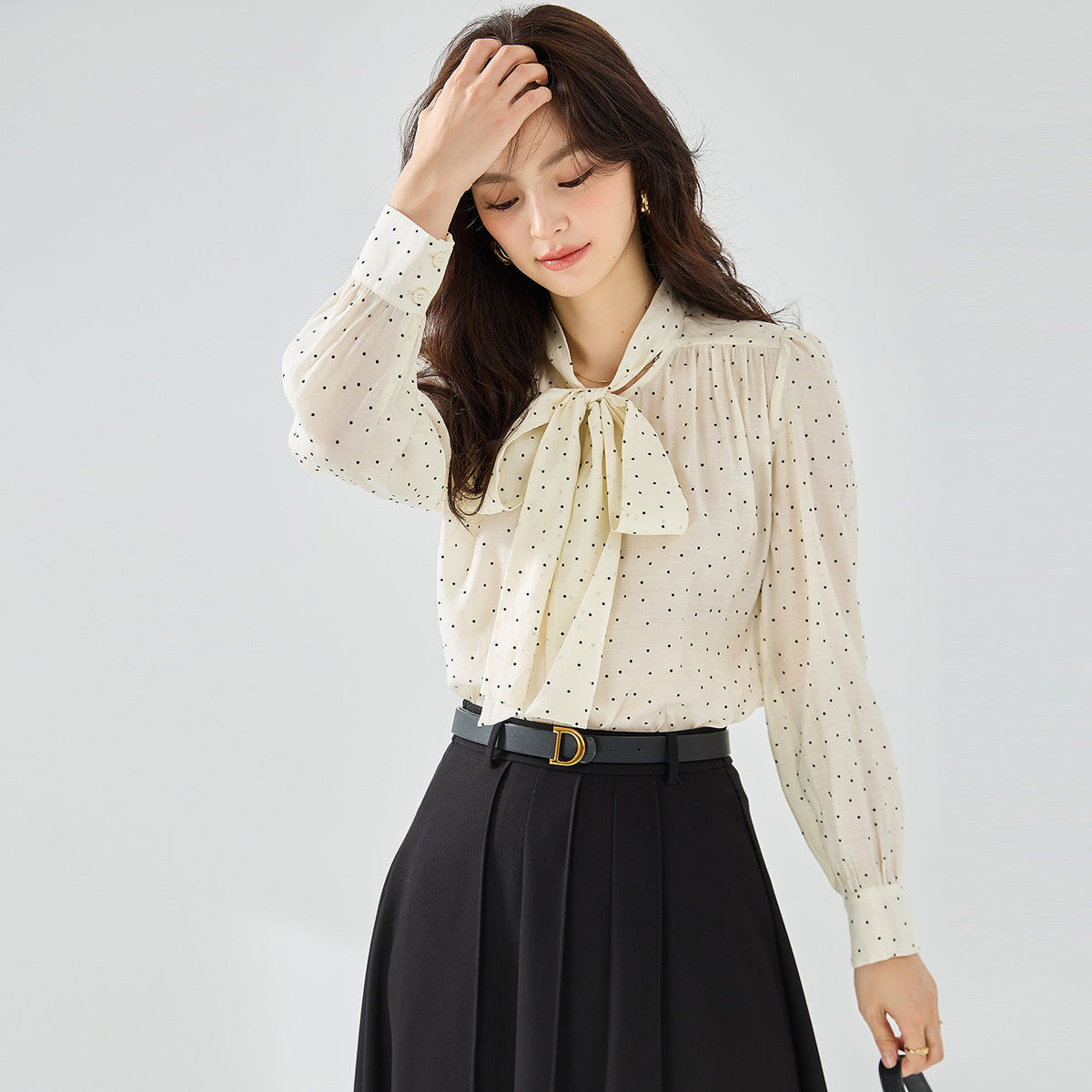 韓国ファッション SELCA-ドットリボンブラウス-2024ss-139-04