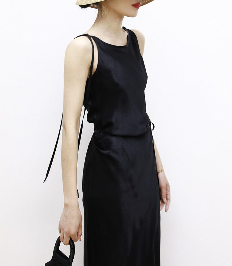 韓国ファッション SELCA-ブラックサテンリボンワンピース-2024ss-0045-04