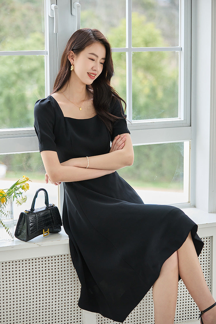 韓国ファッション SELCA-スクエアネックブラックドレス-2024ss-93-08