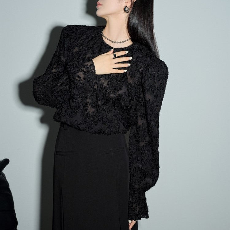 韓国ファッション SELCA-刺繍ベルスリーブブラウス-2024ss-0071-02