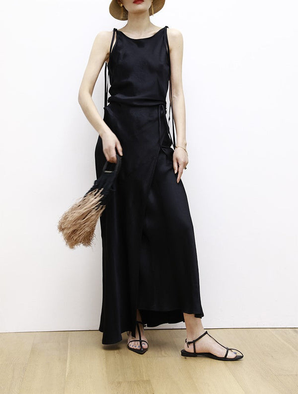 韓国ファッション SELCA-ブラックサテンリボンワンピース-2024ss-0045-011