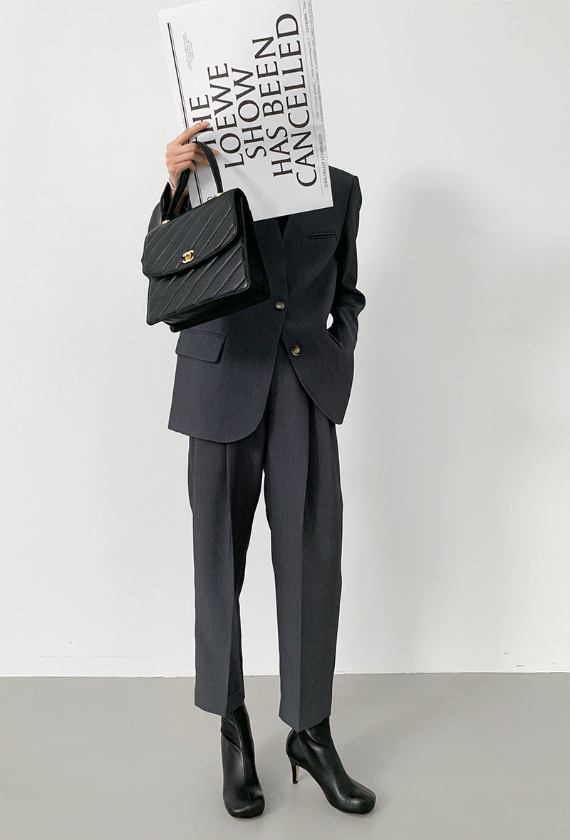 韓国ファッション SELCA-ノーカラーグレーセットアップ-2024ss-0017-015