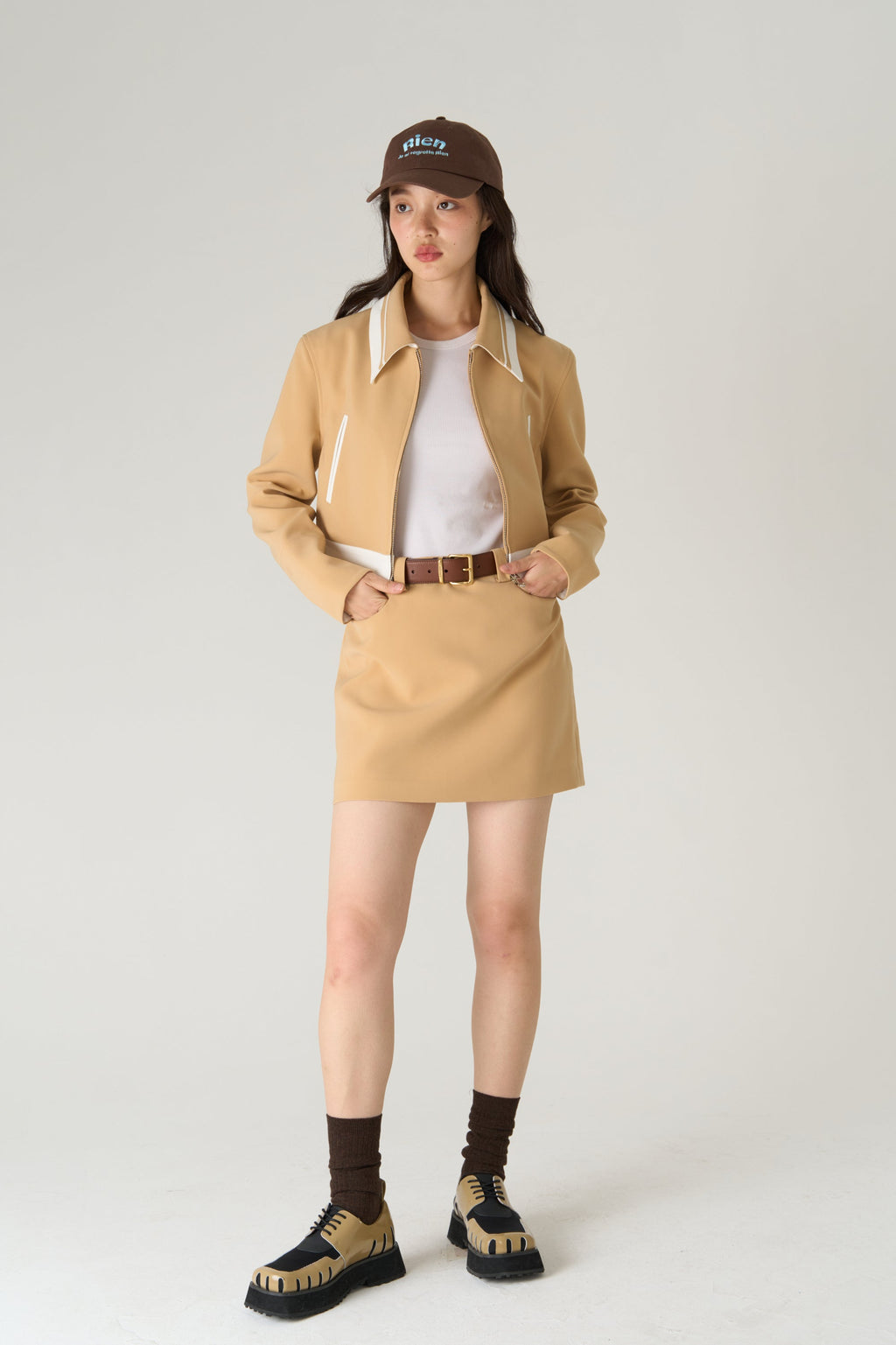 韓国ファッション SELCA-ブラウンショートジャケット-2023aw-ou50-06