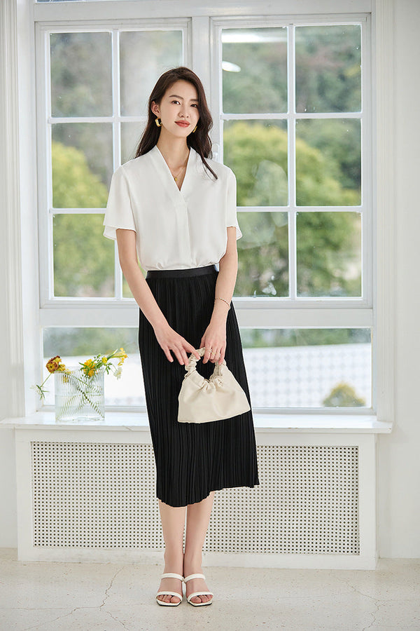 韓国ファッション SELCA-Vネックホワイトブラウス-2024ss-140-010