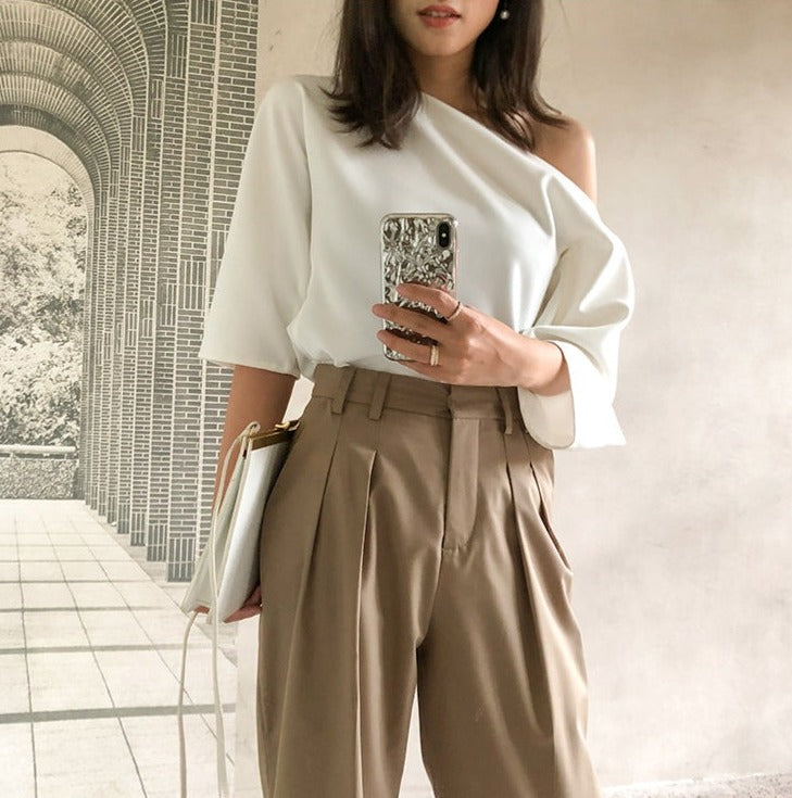 韓国ファッション SELCA-アシメオフショルブラウス-2023ss-tp15-04