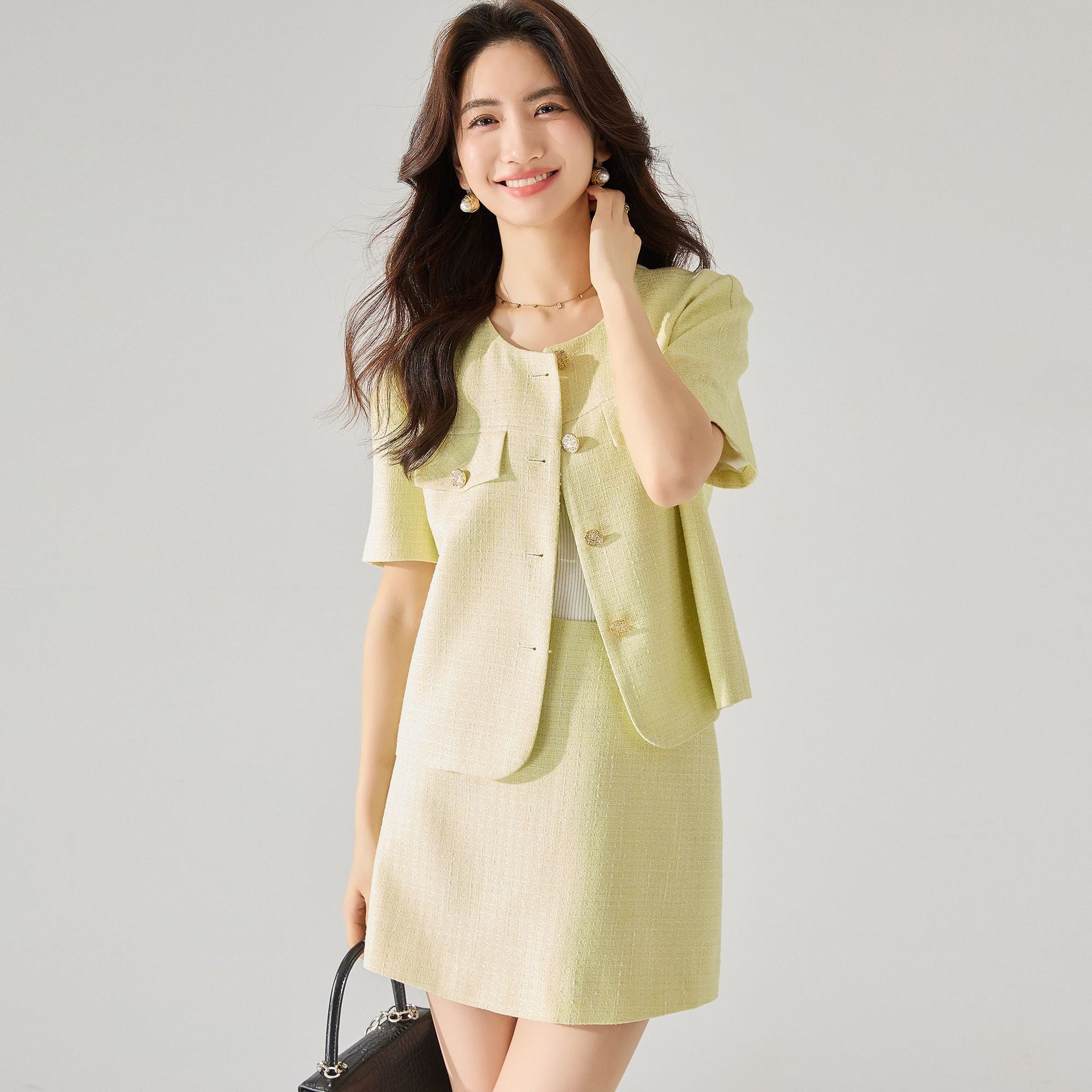 韓国ファッション SELCA-24 サマーライトウェイト、クール、スリム、ホワイト、ショートスリーブスーツトップ 15580 ショートスカート 15581 ツーピースセット-2024ss-161-07