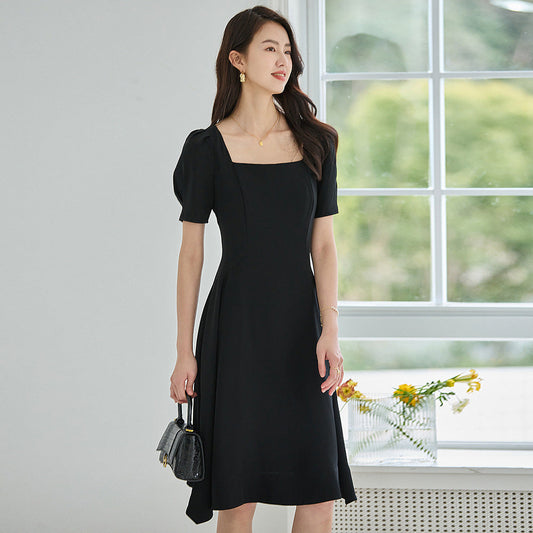 韓国ファッション SELCA-スクエアネックブラックドレス-2024ss-93-01
