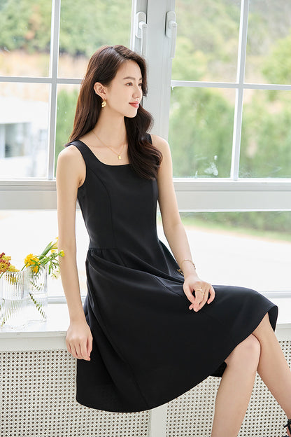 韓国ファッション SELCA-ブラックAラインスカート-2024ss-79-05