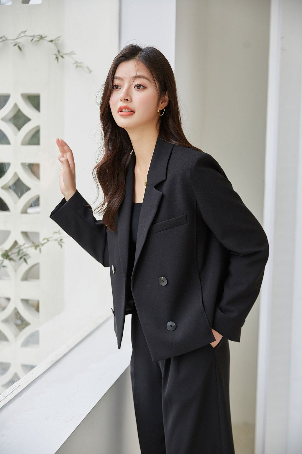 韓国ファッション SELCA-スモールブラックスーツジャケット-2023aw-ot22-06