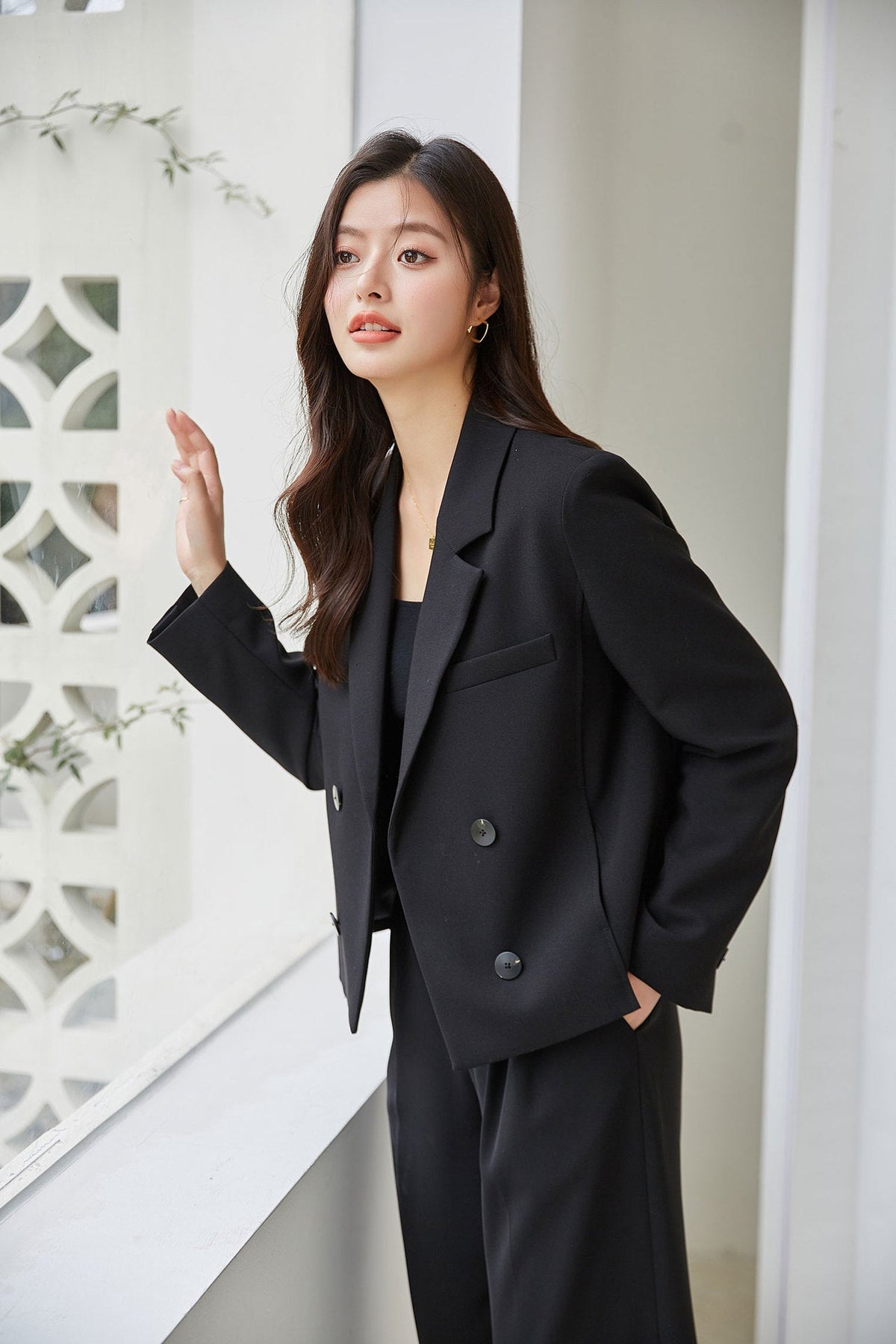 韓国ファッション SELCA-スモールブラックスーツジャケット-2023aw-ot22-06
