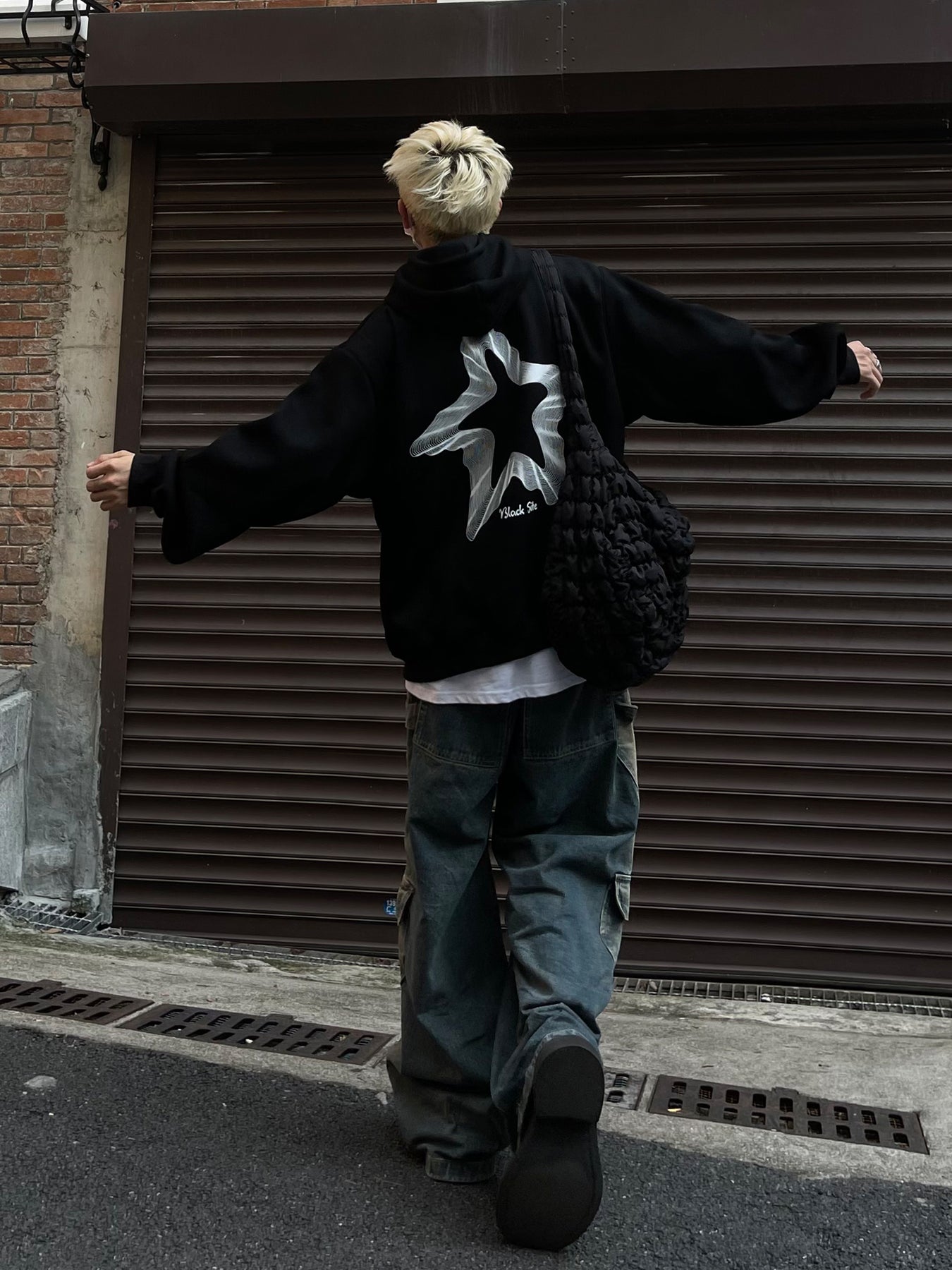 韓国ファッション SELCA-Geometric backprint hoody-mselca2023aw336-03