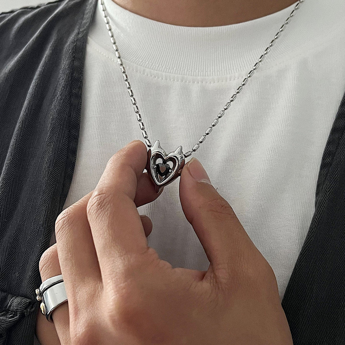 韓国ファッション SELCA-Heart Pendant Necklaces-mselca2023aw379-07