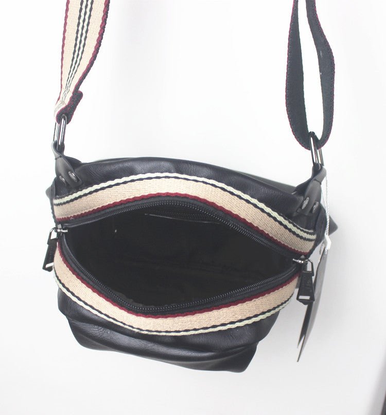 韓国ファッション SELCA-Large -capacity body bag-mselca2023aw432-04