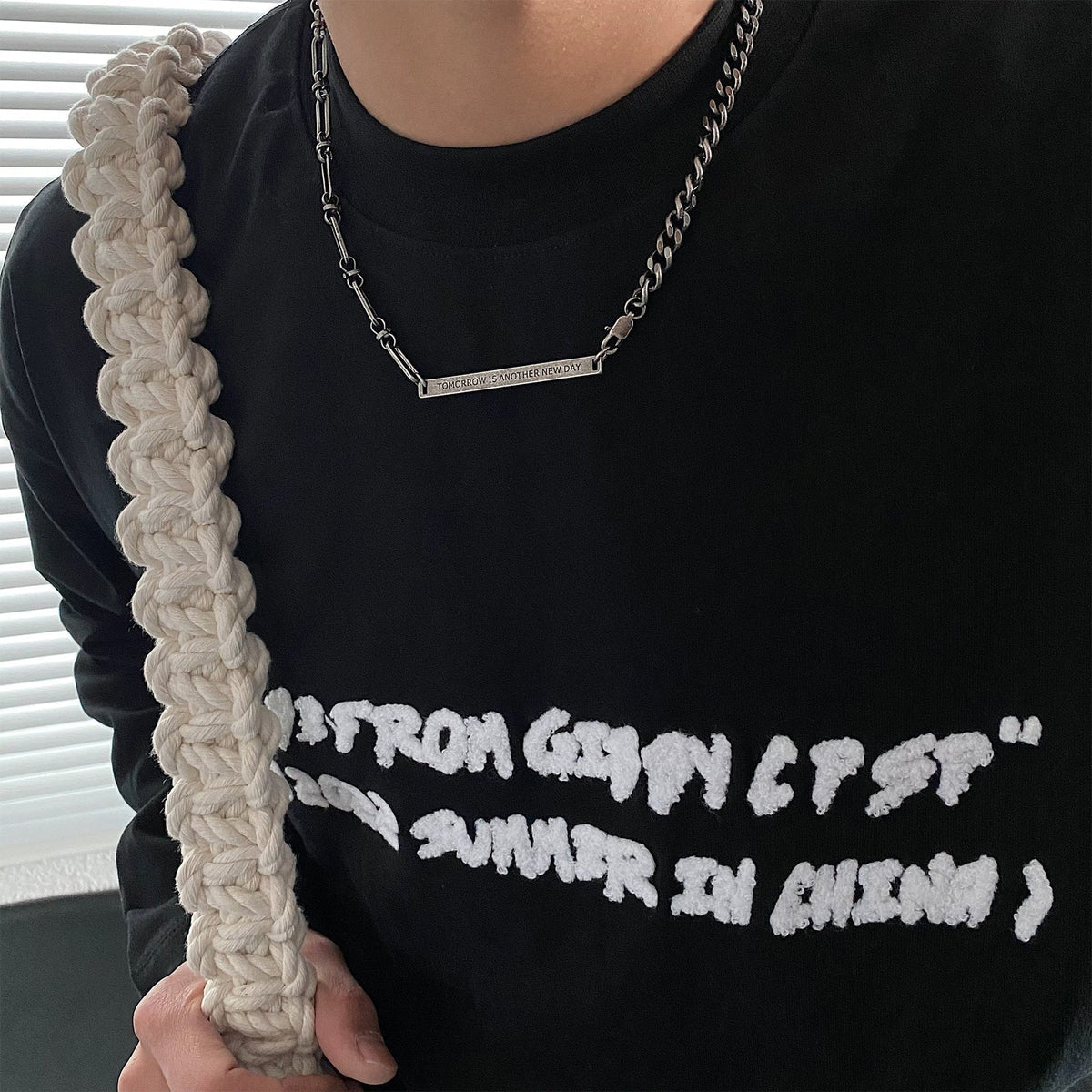 韓国ファッション SELCA-Rectangular Bar Necklace-mselca2023aw634-04