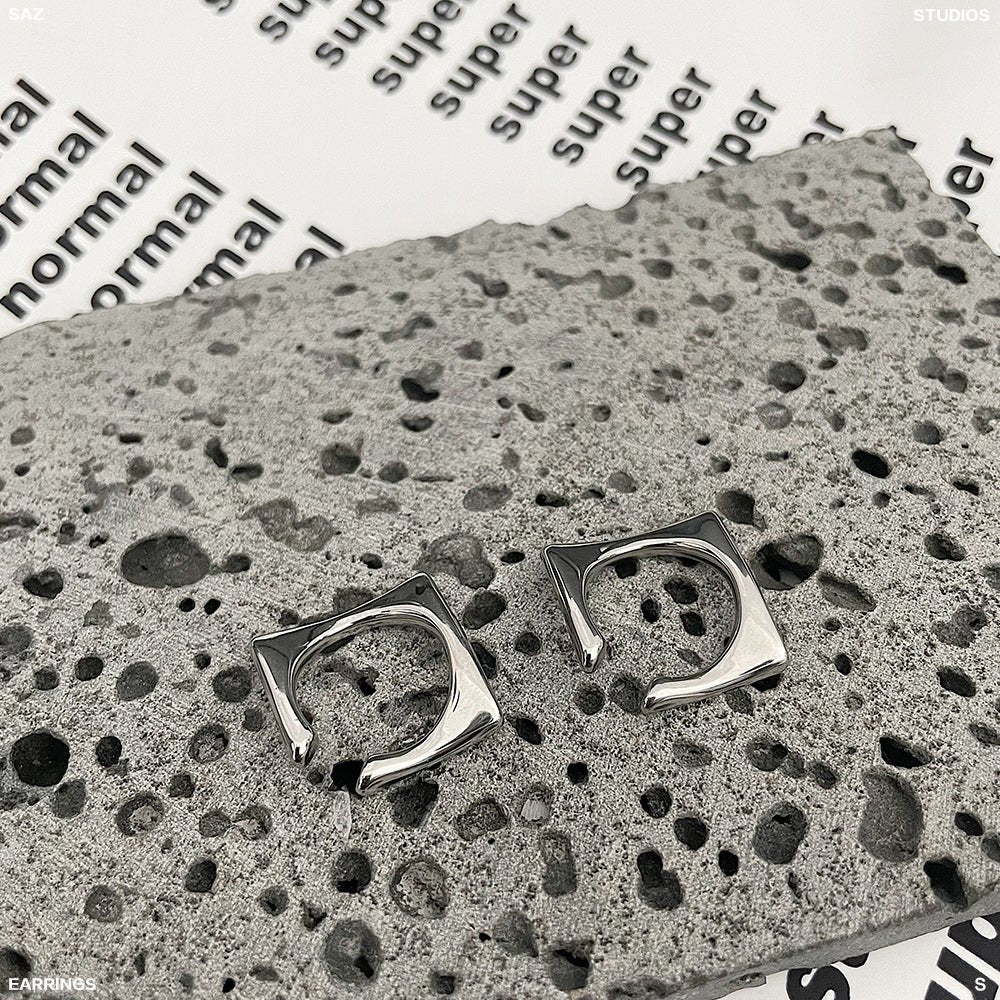 韓国ファッション SELCA-Square titanium earrings-mselca2023aw784-02