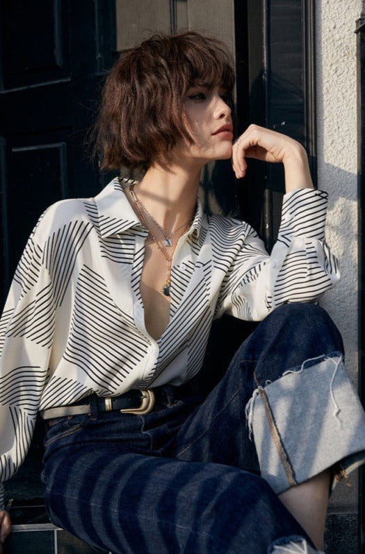 韓国ファッション SELCA-クラシックストライプサテンシャツ-2024ss-0067-01